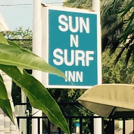 Sun And Surf Inn North Miami Exterior photo